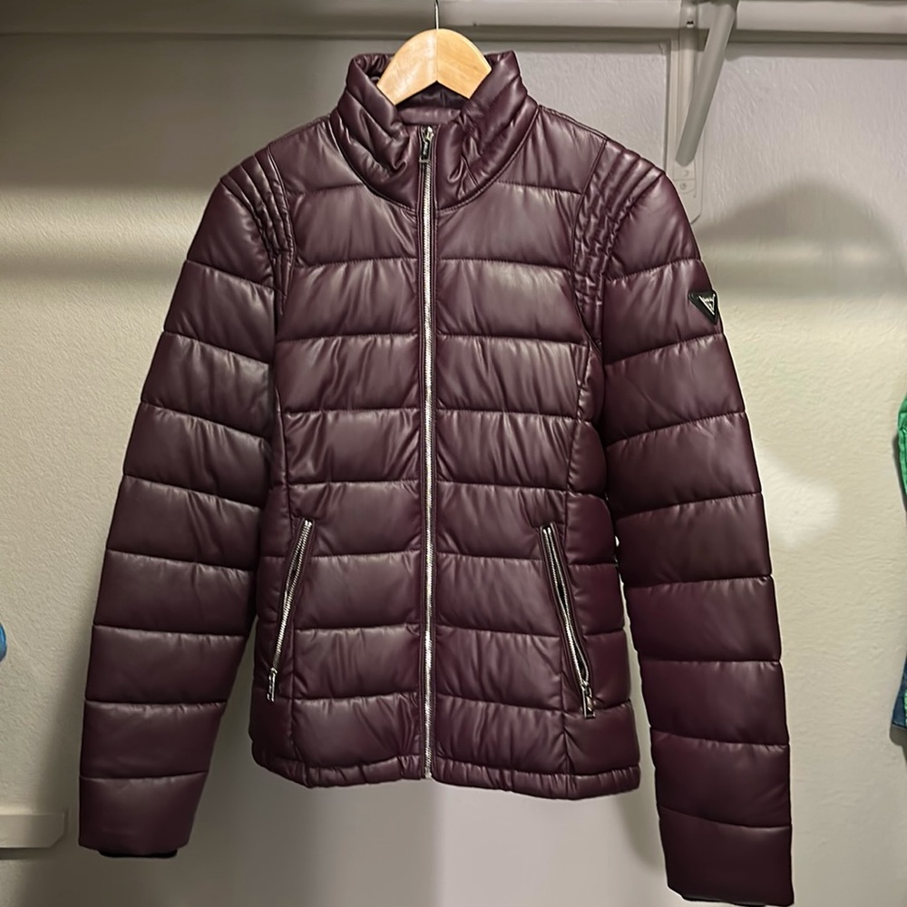 Guess Men’s Puffer - Maroon Size S